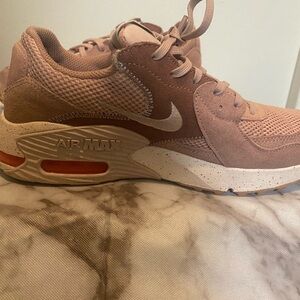 Nike Air Max Women's Sneakers - Dusty Pink